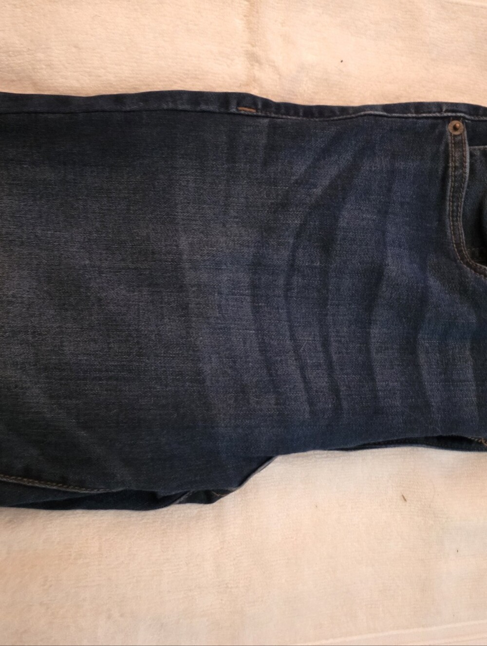 American Eagle Outfitters Women's Straight Leg Dark Blue Jeans